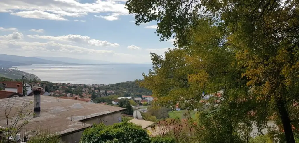 Baugrundstück mit projektiertem Haus in Matulji-Rukavac (Opatija / Kvarner Bucht / Kroatien) zu verkaufen!