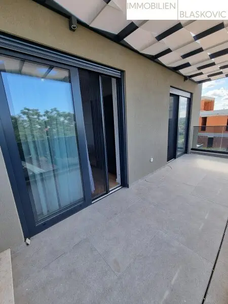 Maisonette-Wohnung mit Swimmingpool