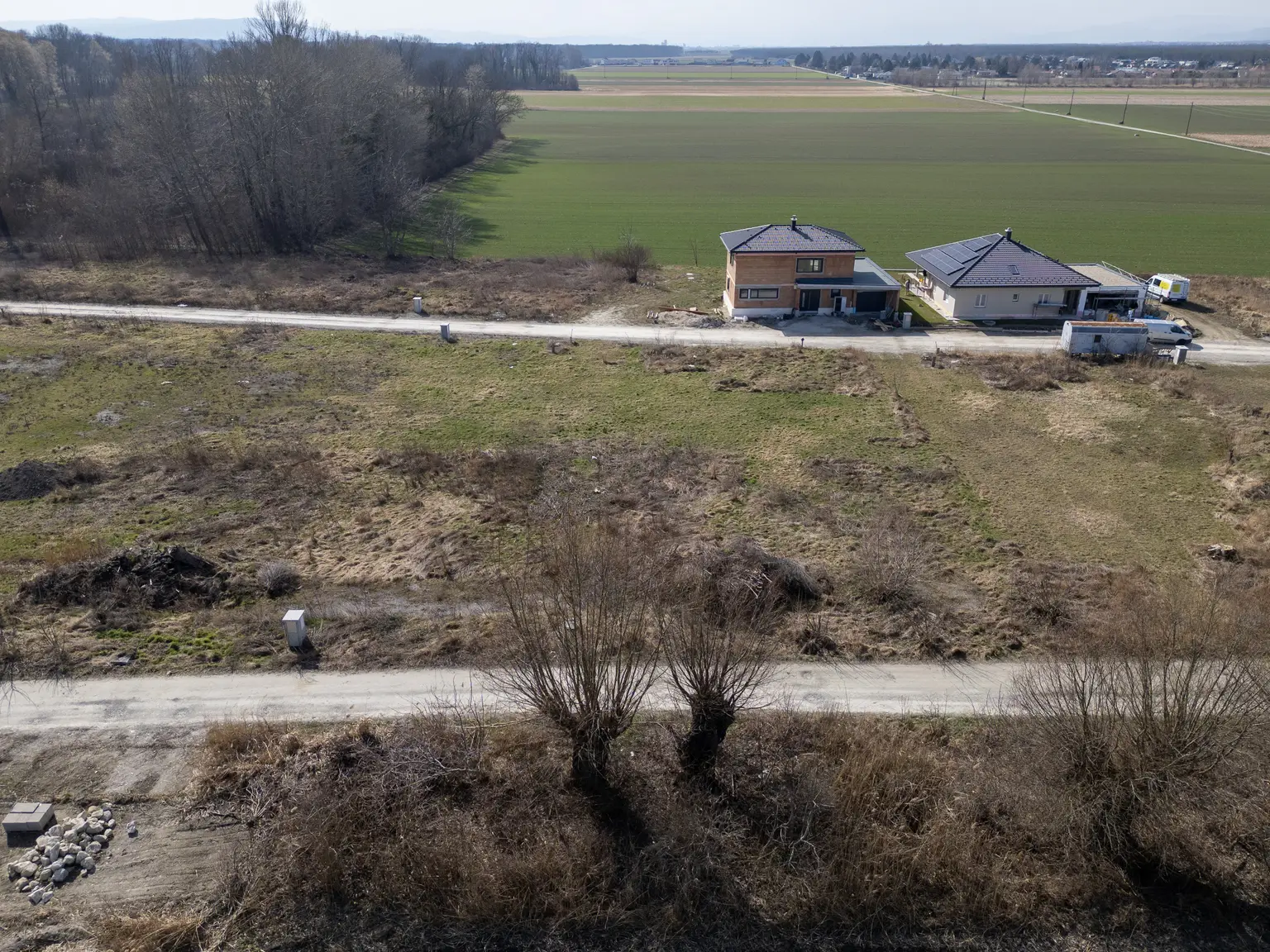 Sonniges Baugrundstück in naturnaher Ruhelage!