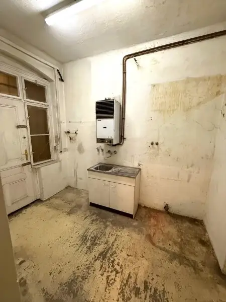 Keine Ablöse !!! Eckgeschäftslokal / Gewerbefläche in der Schlachthausgasse