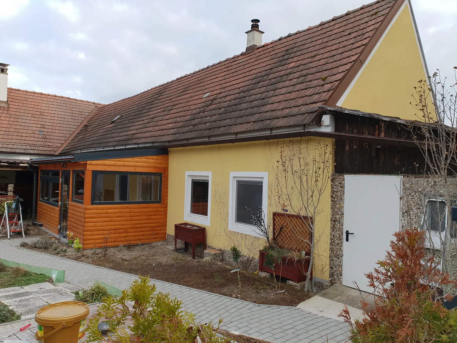 Haus mit Garten zu vermieten - Miete inkl. Heizkosten!!