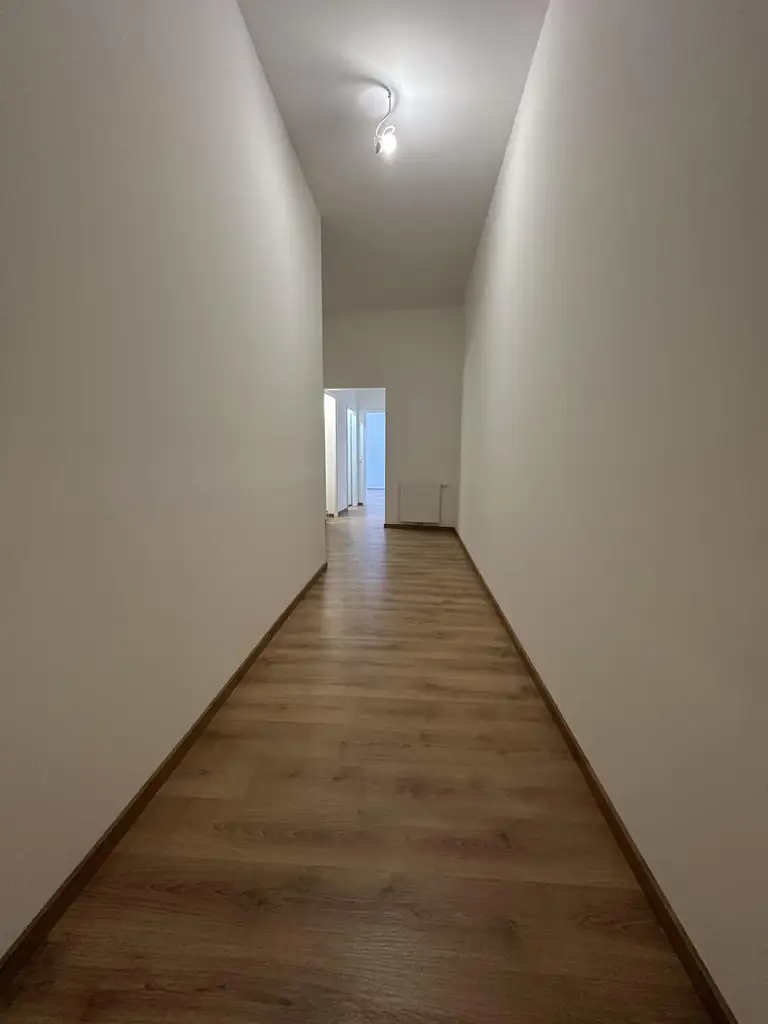 4 ZIM.WHG MIT BLICK IN RUHIGEN INNENHOF/LIFT/TIEFGARAGE