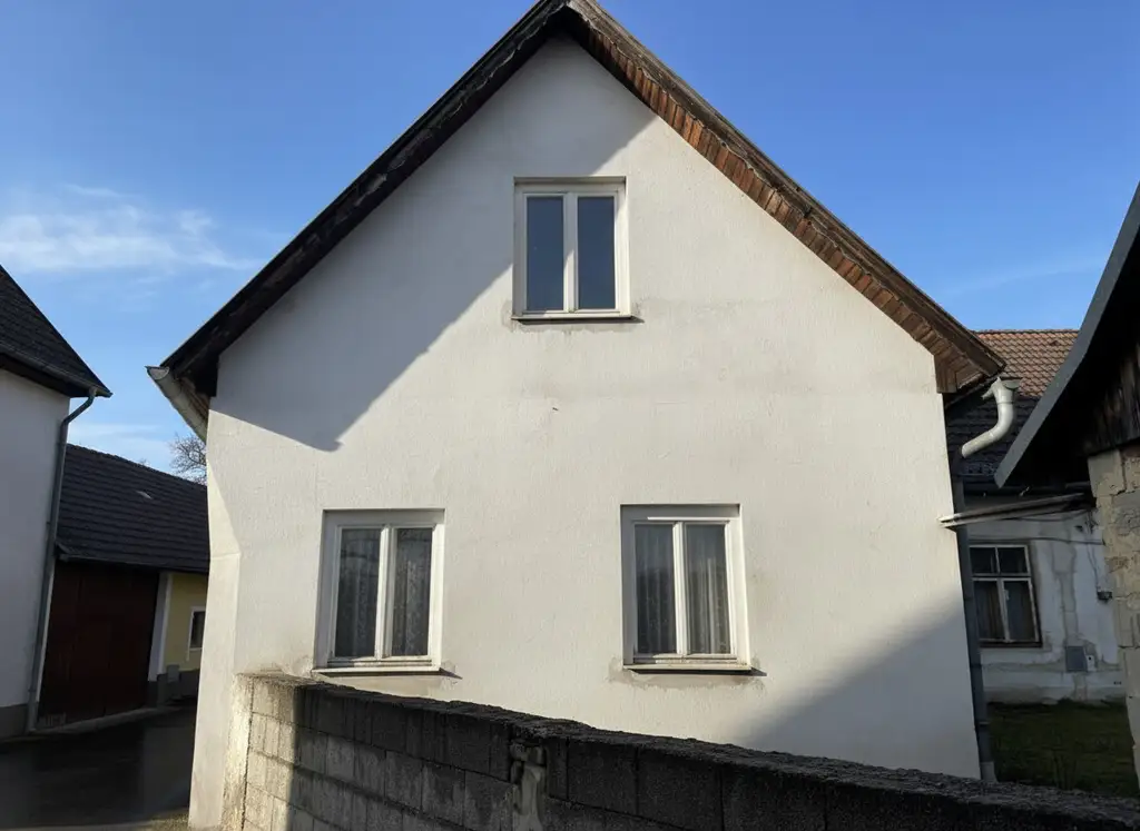 Einfamilienhaus 150m² in Wiedendorf, Niederösterreich – sanierungsbedürftig, viel Potenzial!
