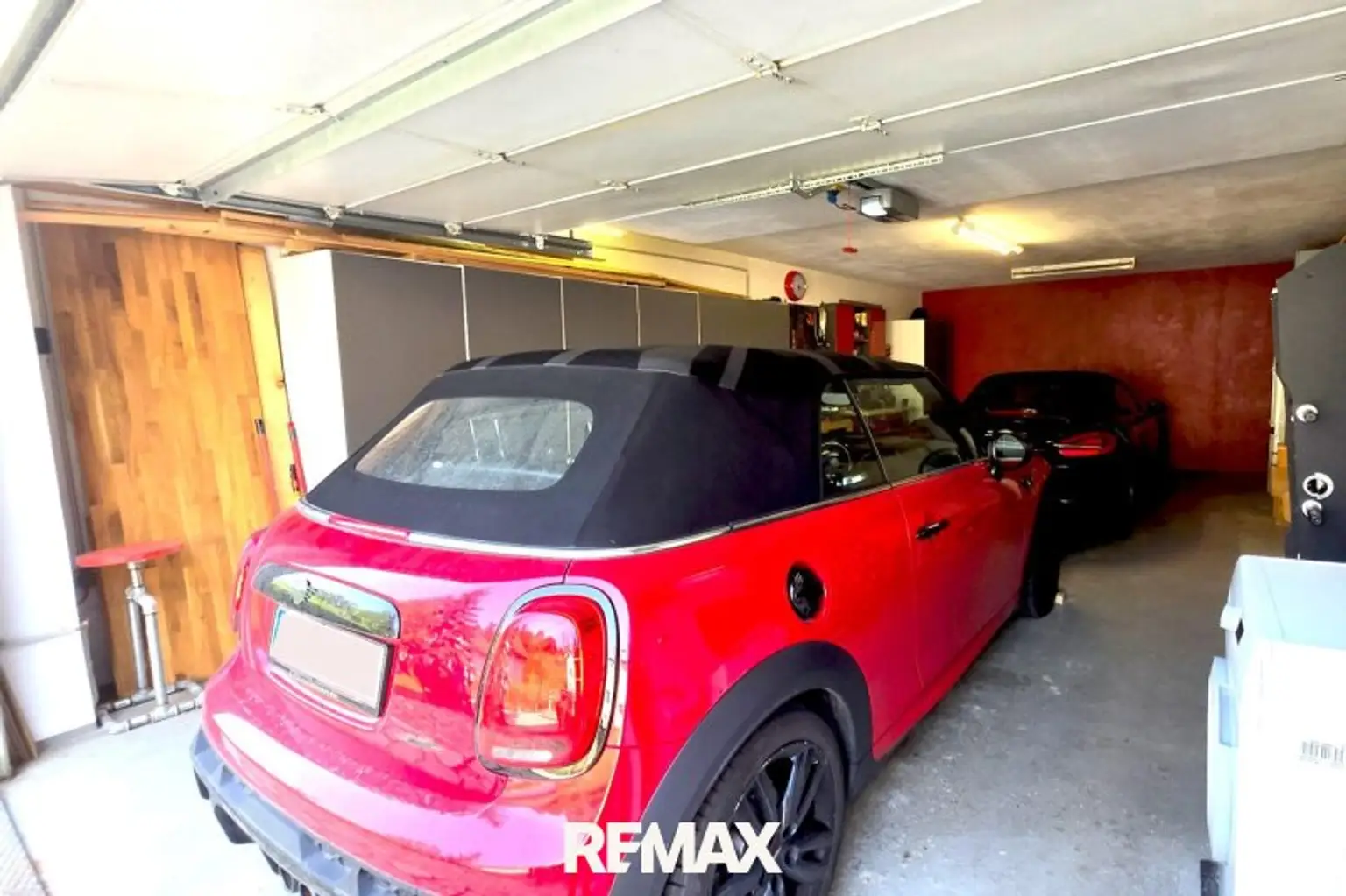 30 Garage