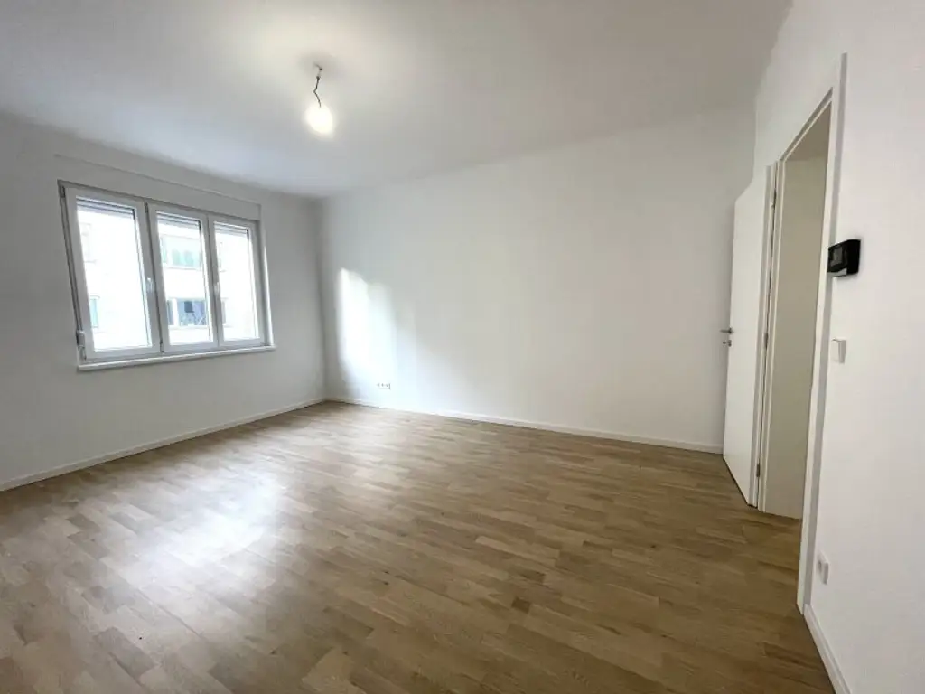 Ruheoase - 3-Zimmer-Altbauwohnung mit Terrasse, im 18. Bezirk!