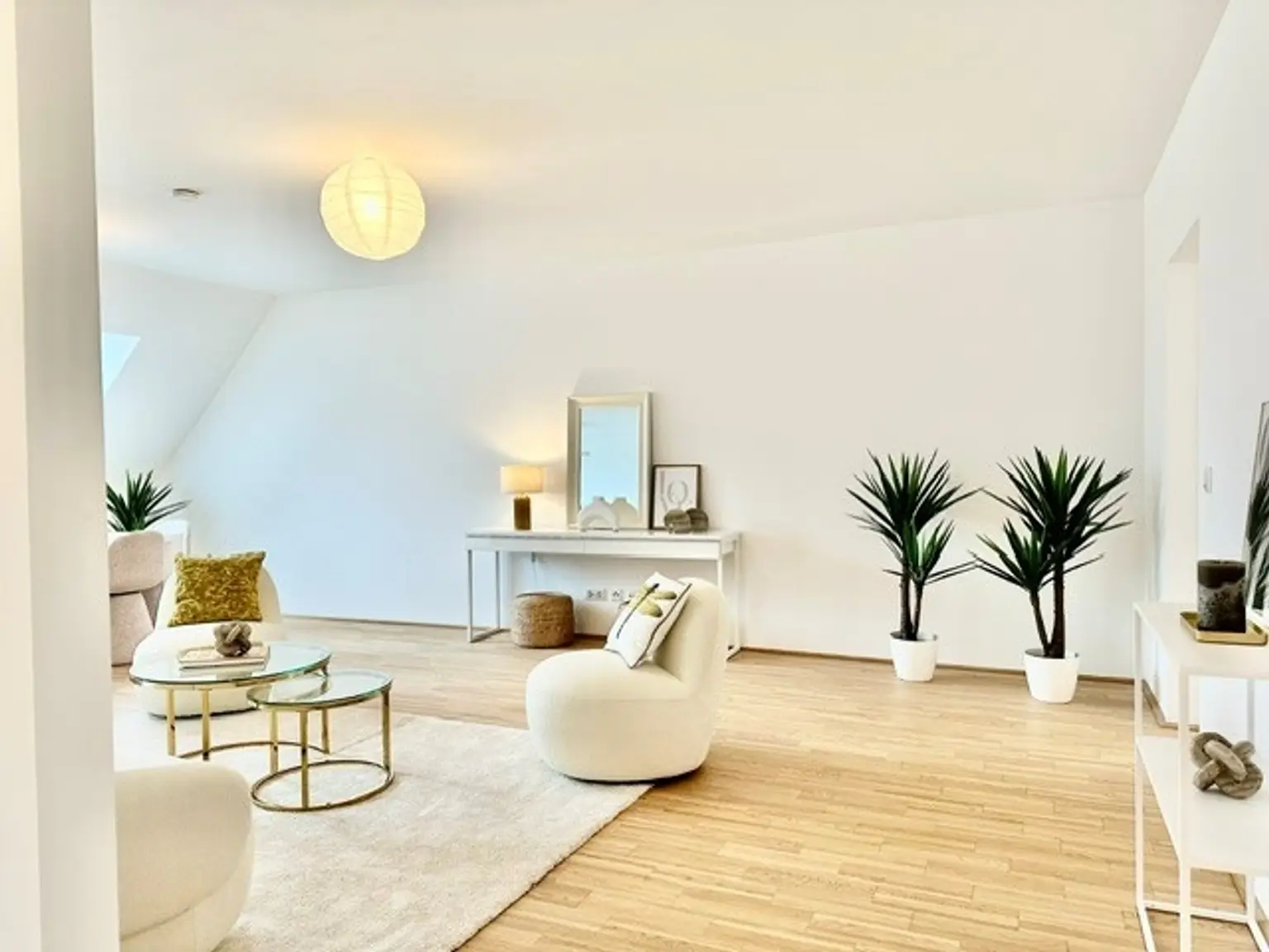 a | ++ TRAUMHAFTES PENTHOUSE mit DACHTERRASSE ++ | Prima Service Immobilien
