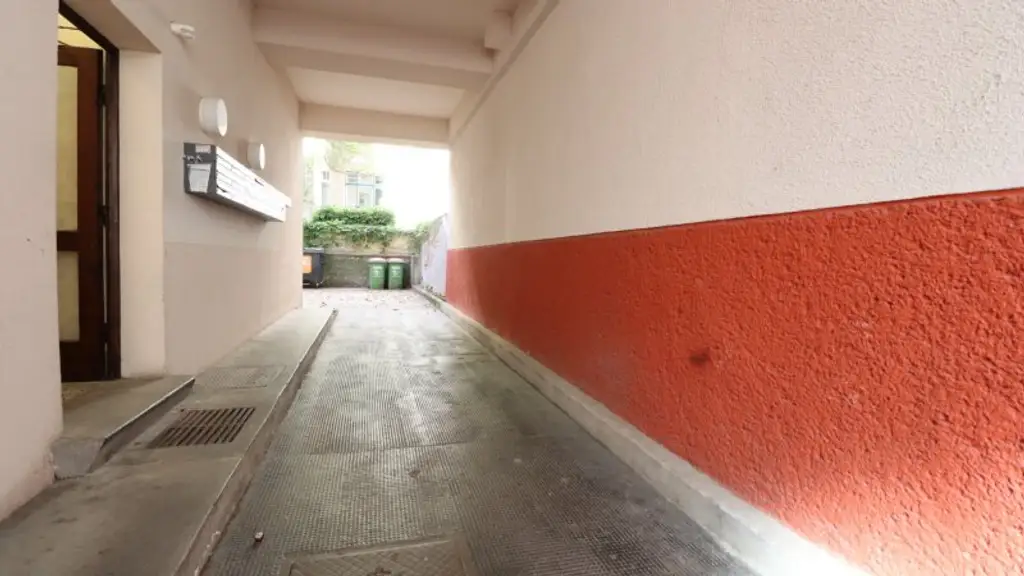 Sonnige 3-Zimmer-Wohnung mit Süd-Balkon im Nibelungenviertel