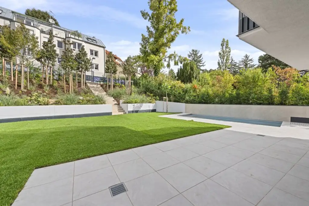EXKLUSIVE GARTENWOHNUNG IN HIETZING MIT SALZWASSER-POOL UND SAUNA