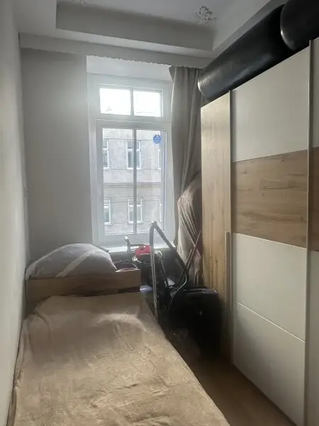 Vollsanierte 2-Zimmer-Wohnung in generalsaniertem Altbau