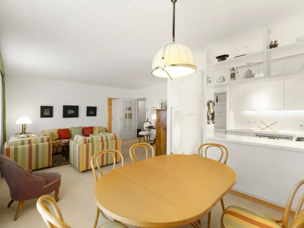 *** Dachgeschosswohnung im Börseviertel *** Licht, Lage und Wiener Flair