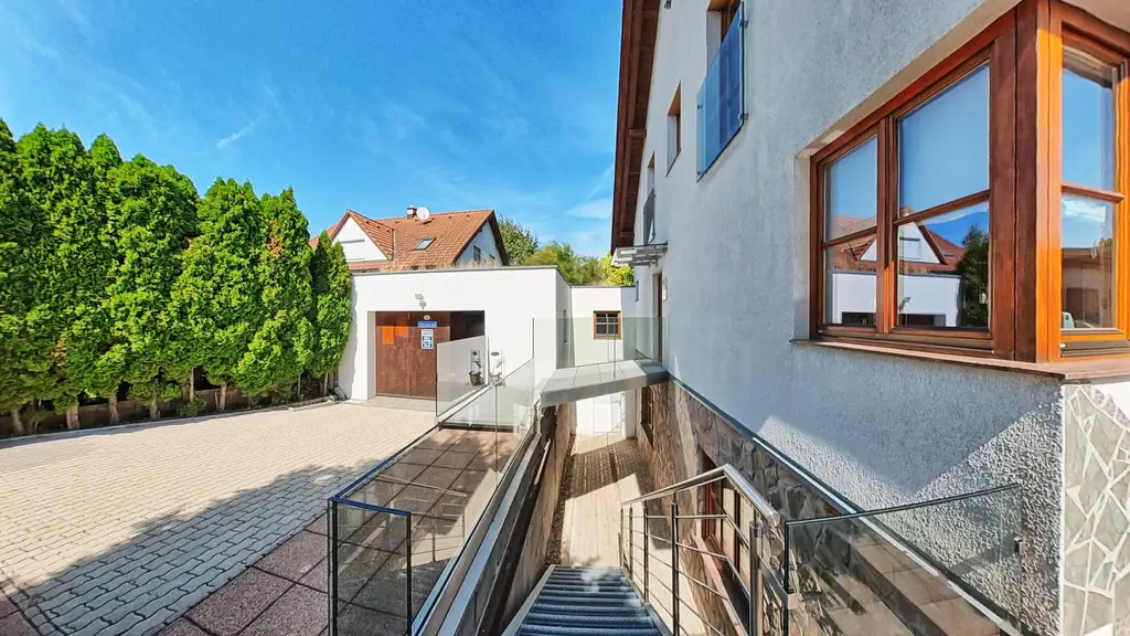"Architektenhaus: Wohnen & Arbeiten"