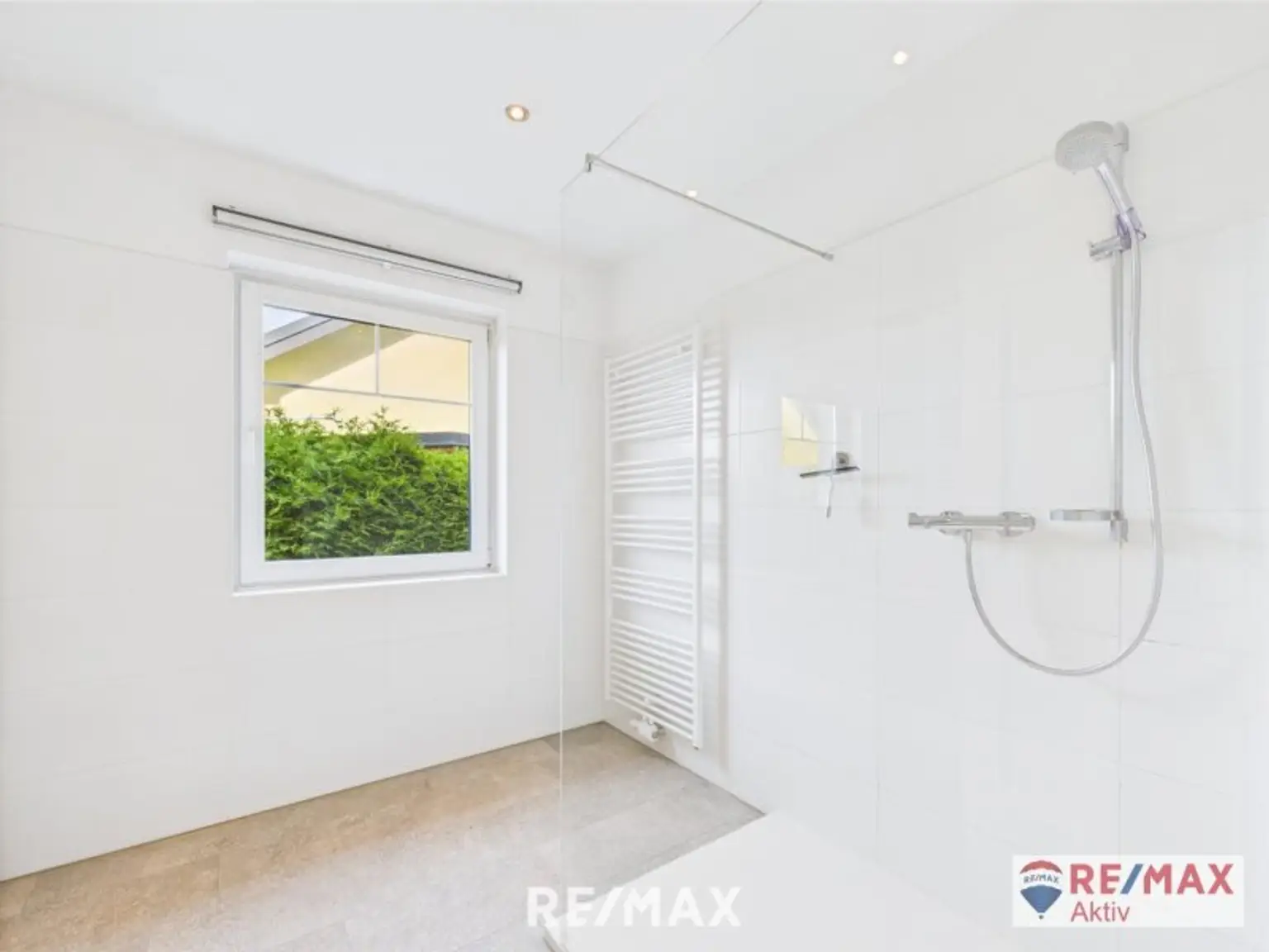 Badezimmer Erdgeschoss