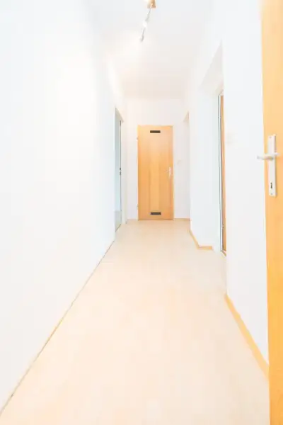 HELLE WOHNUNG MIT TG I BALKON I FAMILIENFREUNDLICH I GEPFLEGT I BADEWANNE I LICHTDURCHFLUTET I  ZENTRAL I PROJEKT WOHNEN