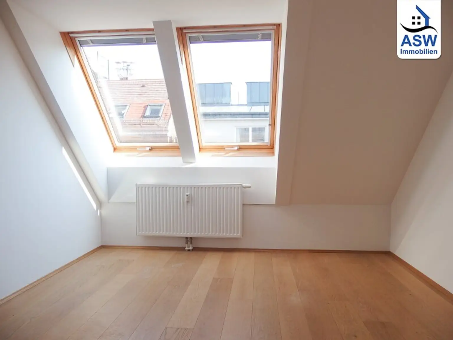 Bürowidmung: Perfekt aufgeteiltes 3-Raum-Büro mit Kochnische