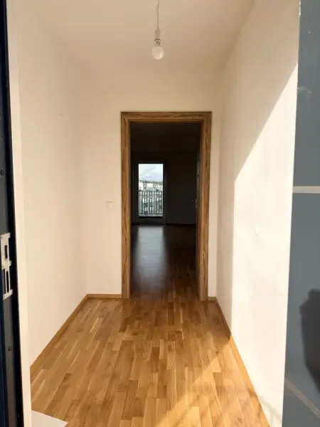 Terrassentraum -  3 Zimmer klimatisierte Dachgeschosswohnung - ohne Dachschrägen - mit 28 m2 Terrasse - Baujahr 2021 TOP 39 - PREIS Inkl. Heizung