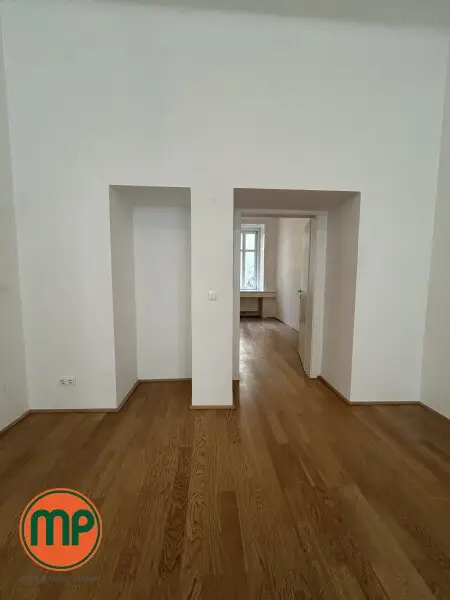 Altbau-Büro mit Flair in Toplage inkl. Alarmanlage und Sicherheitstüre