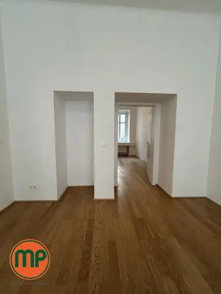 Altbau-Büro mit Flair in Toplage inkl. Alarmanlage und Sicherheitstüre