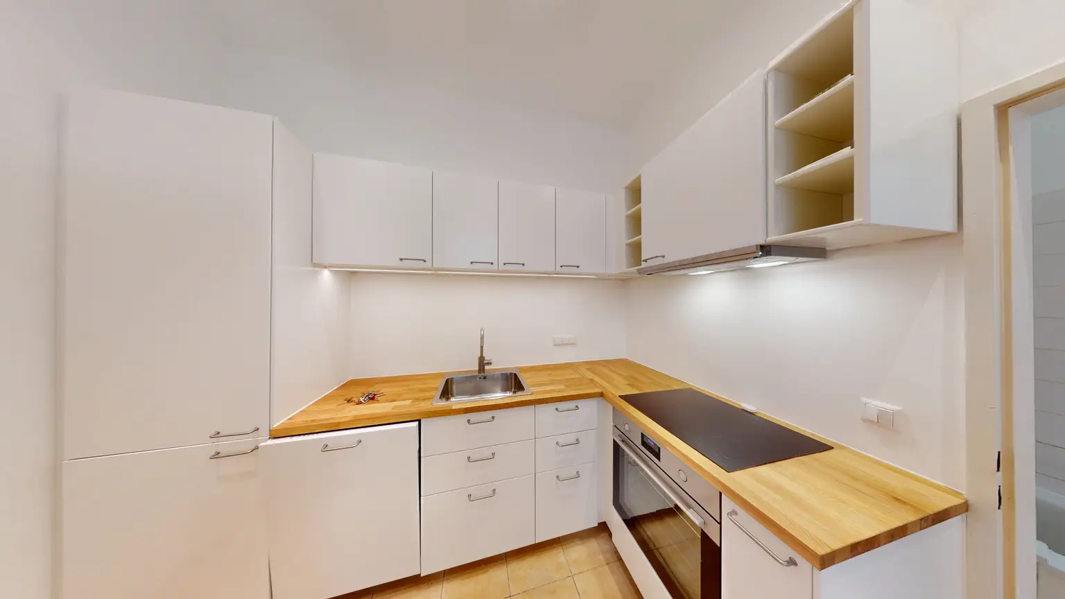 Renovierte 2-Zimmer-Wohnung – zentral begehbar & unbefristete Miete