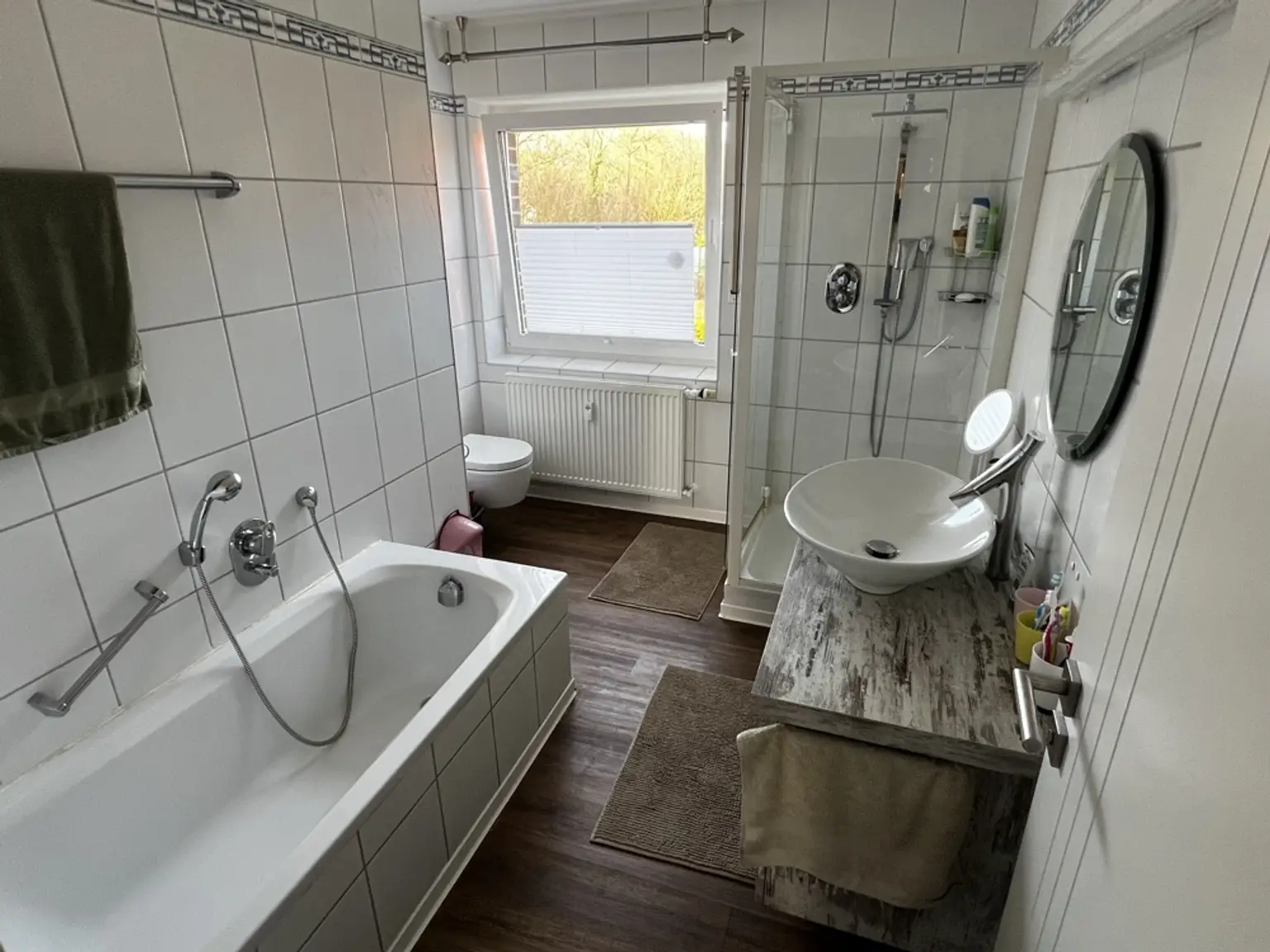 Viel Platz für Ihre Zukunft! Einfamilienhaus mit Einliegerwohnung!