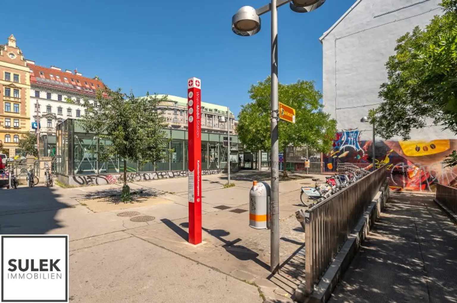 Einzigartige 105 m² große Dachgeschoss Wohnung mit Fernblick // zentrale Lage 1040 // Planstudie DG Ausbau