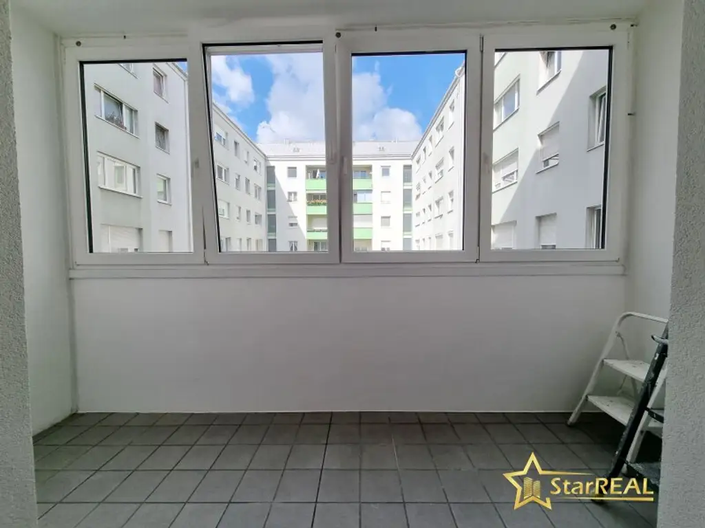 FERNWÄRME-HEIZUNG! ÄUSSERST GEPFLEGTE 3 ZIMMER-WOHNUNG IM 2. LIFTSTOCK. ZENTRALE, RUHIGE LAGE.