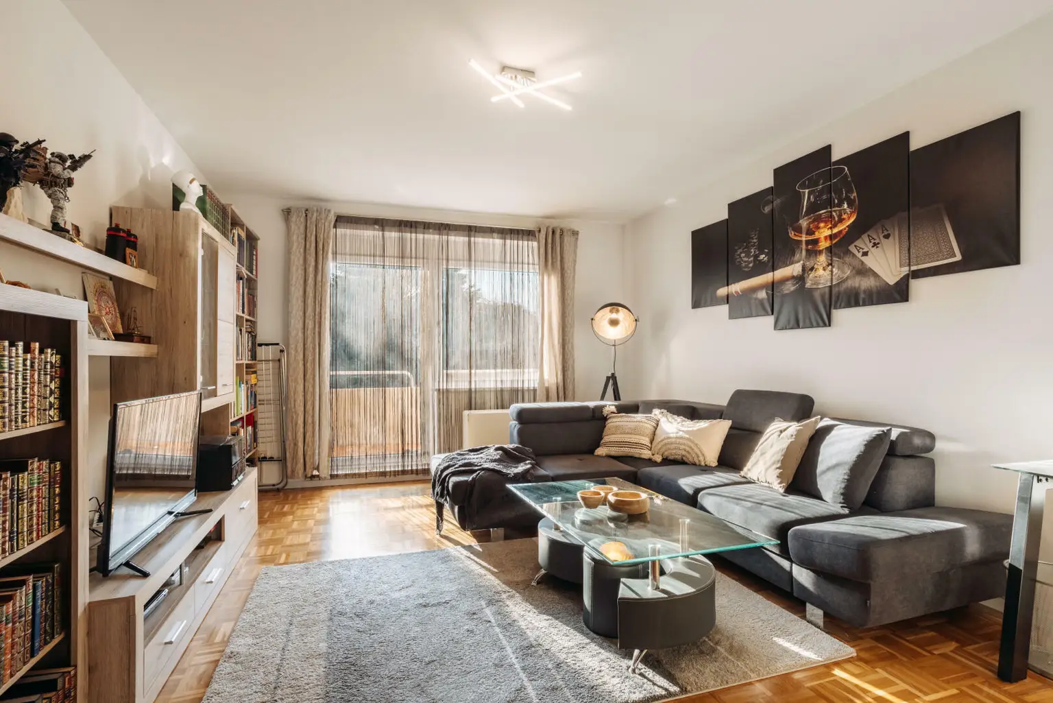 8435: ruhig wohnen und stadtnah leben: 3-Zimmer Eigentumswohnung mit Balkon