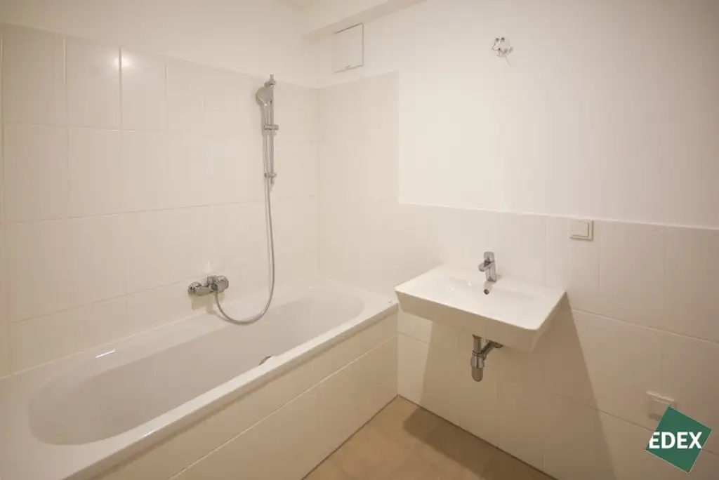 ERSTBEZUG  | Klimatisierte 3-Zimmer-Wohnung mit Terrasse