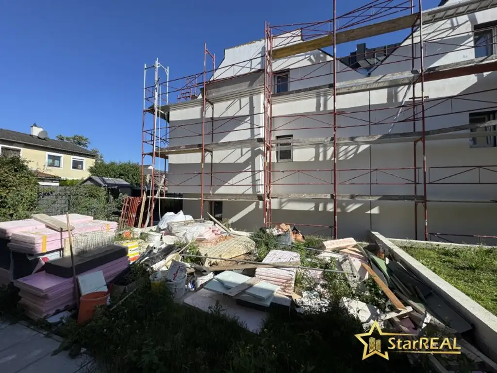 NOCH 1 EINZELHAUS (SCHLÜSSELFERTIG) FREI! 5 ZIMMER/ 3 BADEZIMMER/ 3 TOILETTEN. INKLUSIVE STELLPLATZ.