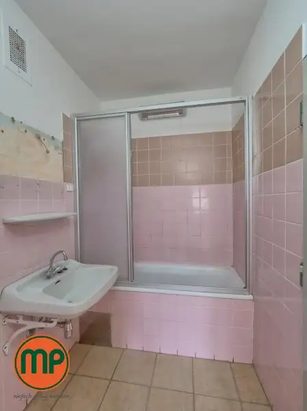 2-Zimmer-Ruhelage mit Sanierungsbedarf