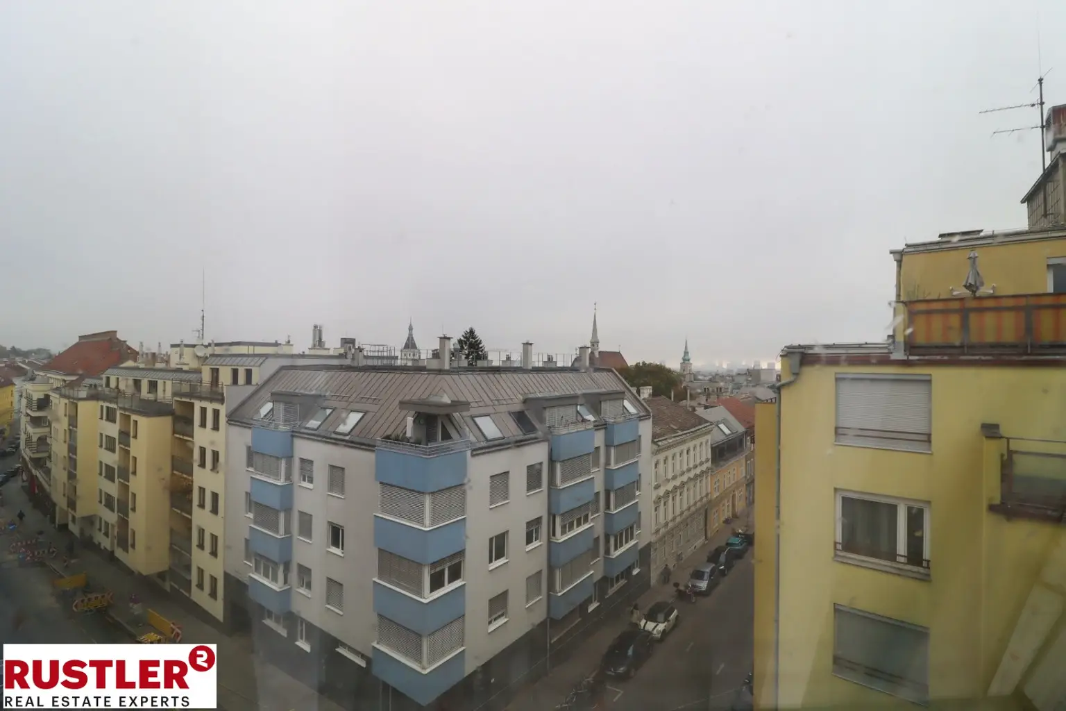 Altbaurenaissance mit Dachgeschossausbau- Nähe Kutschkermarkt