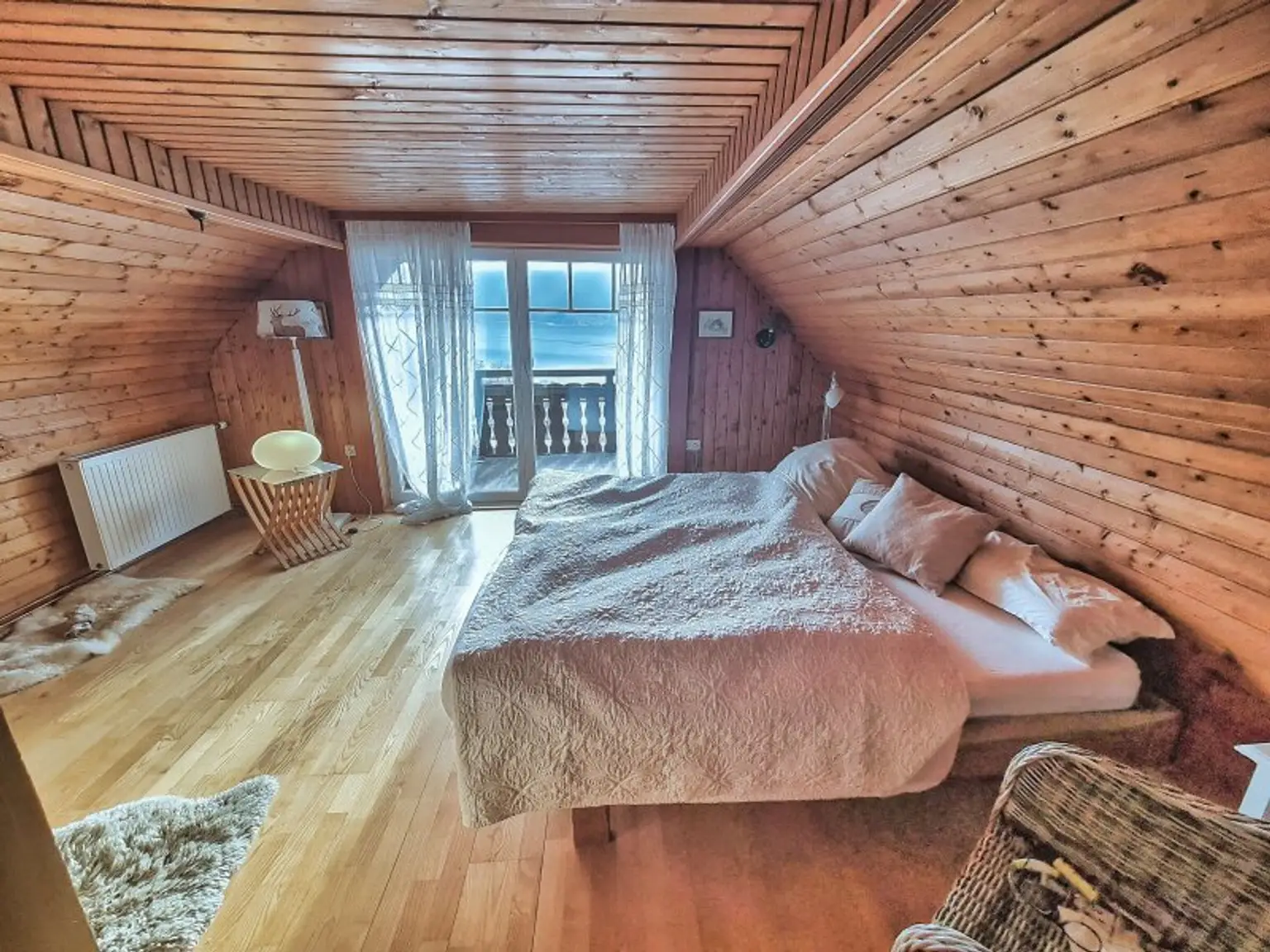 Schlafzimmer im Dachgeschoß