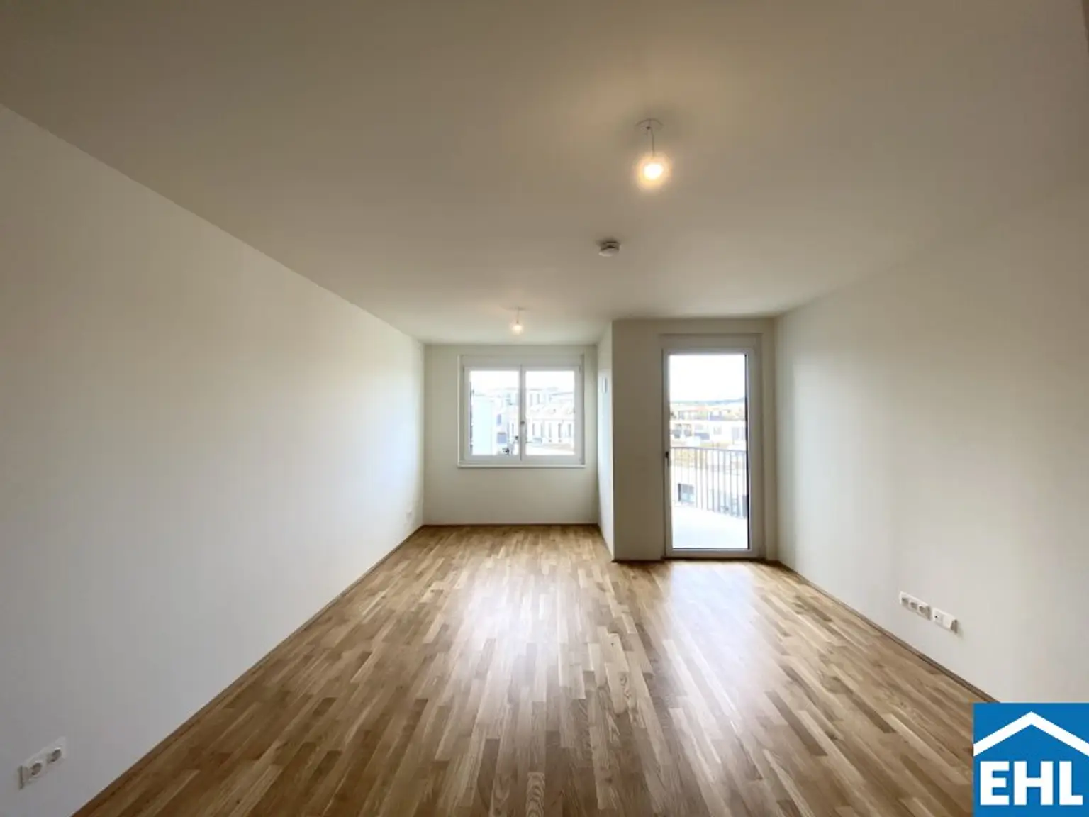 2-Zimmerwohnung mit südseitigen Balkon in U-Bahn Nähe! Modernes Energiekonzept!