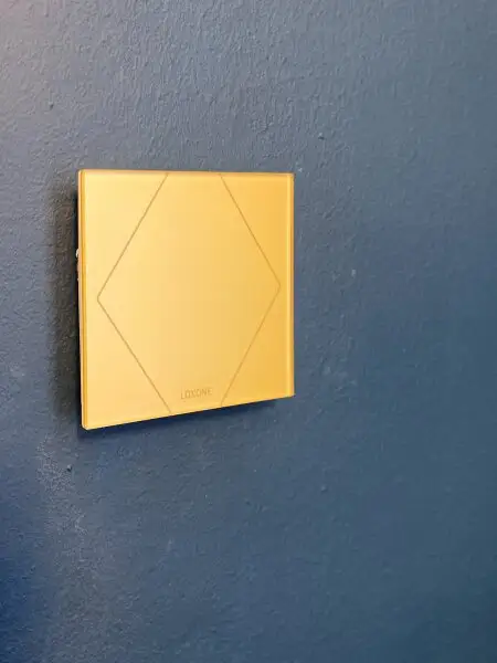 Exklusive Altbau-Residenz mit modernster Technik – hofseitige 2-Zimmerwohnung mit Balkon beim Naschmarkt