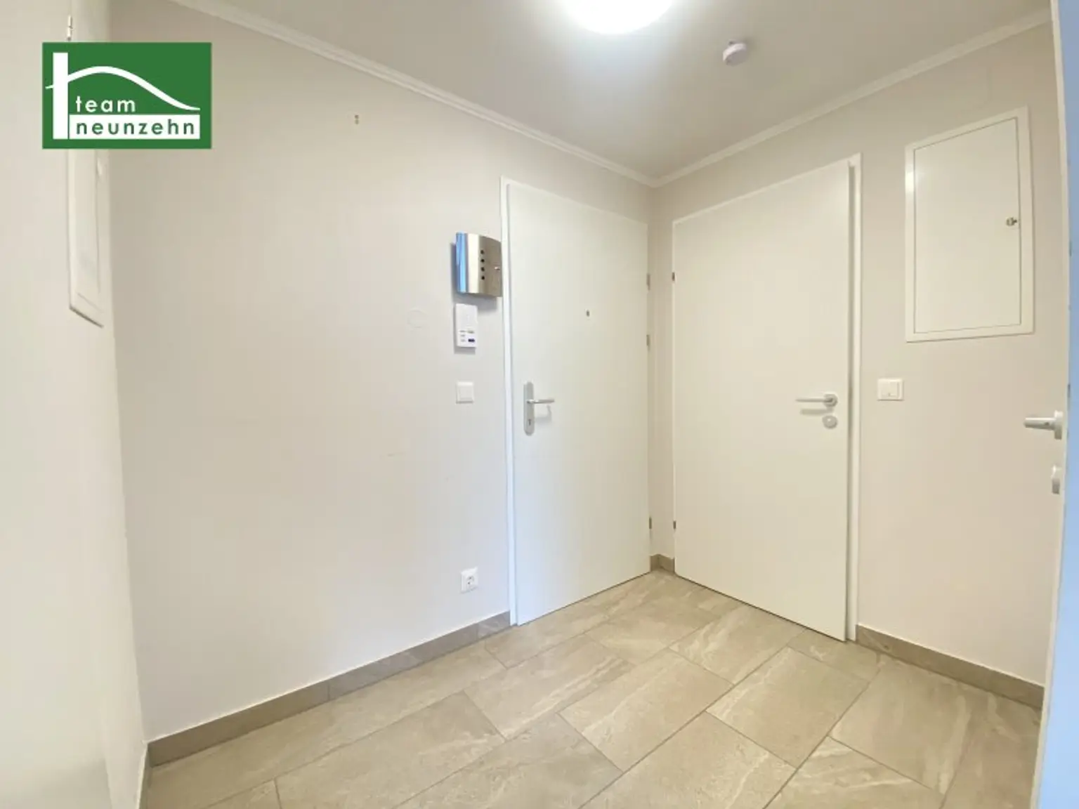 Wohnen im Markhof - Tolle Neubau-Wohnung mit großer Loggia nahe S-Bahn, Schwechat Zentrum und Schwechater Bad! Gemeinschaftliche Dachterrasse!