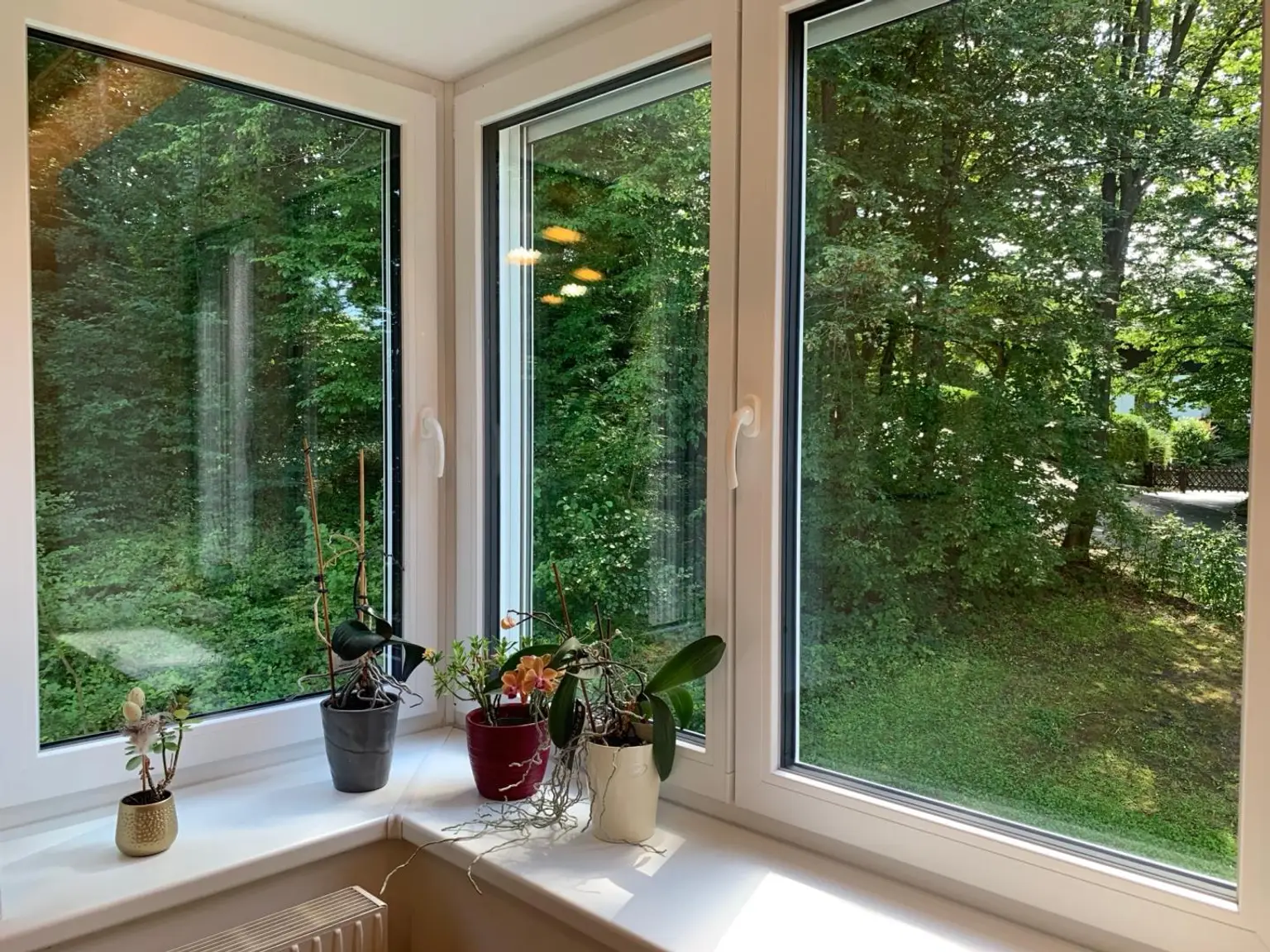 Sehr gepflegte und barrierefreie 4-Zimmer Eigentumswohnung in zentraler, ruhiger Wohnlage mit Grünblick. Empfehlenswert!