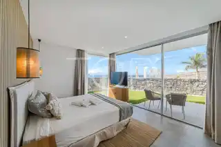 PHOTO-2025-11-03-20-16-35_11