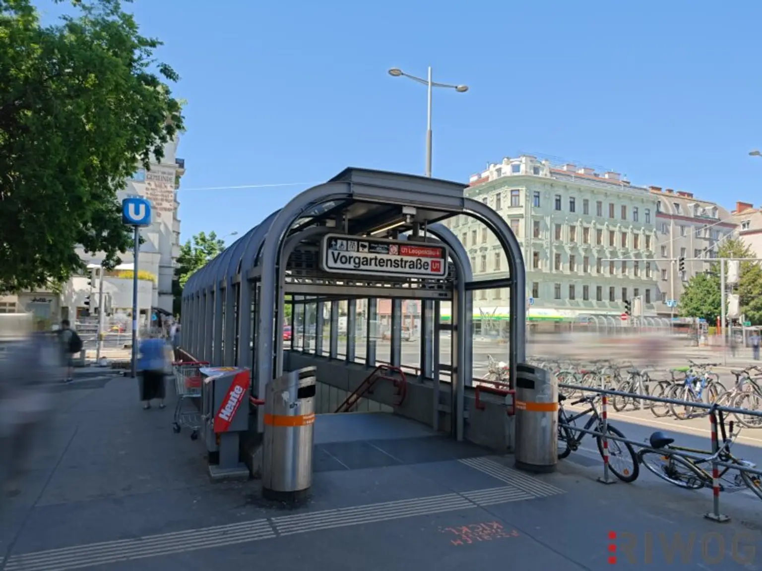 Helle Neubauwohnung mit Parkblick in U-Bahnnähe bei Donauinsel | Vermietung im freien Mietzins möglich | Tiefgaragenplatz und Einbauküche vorhanden