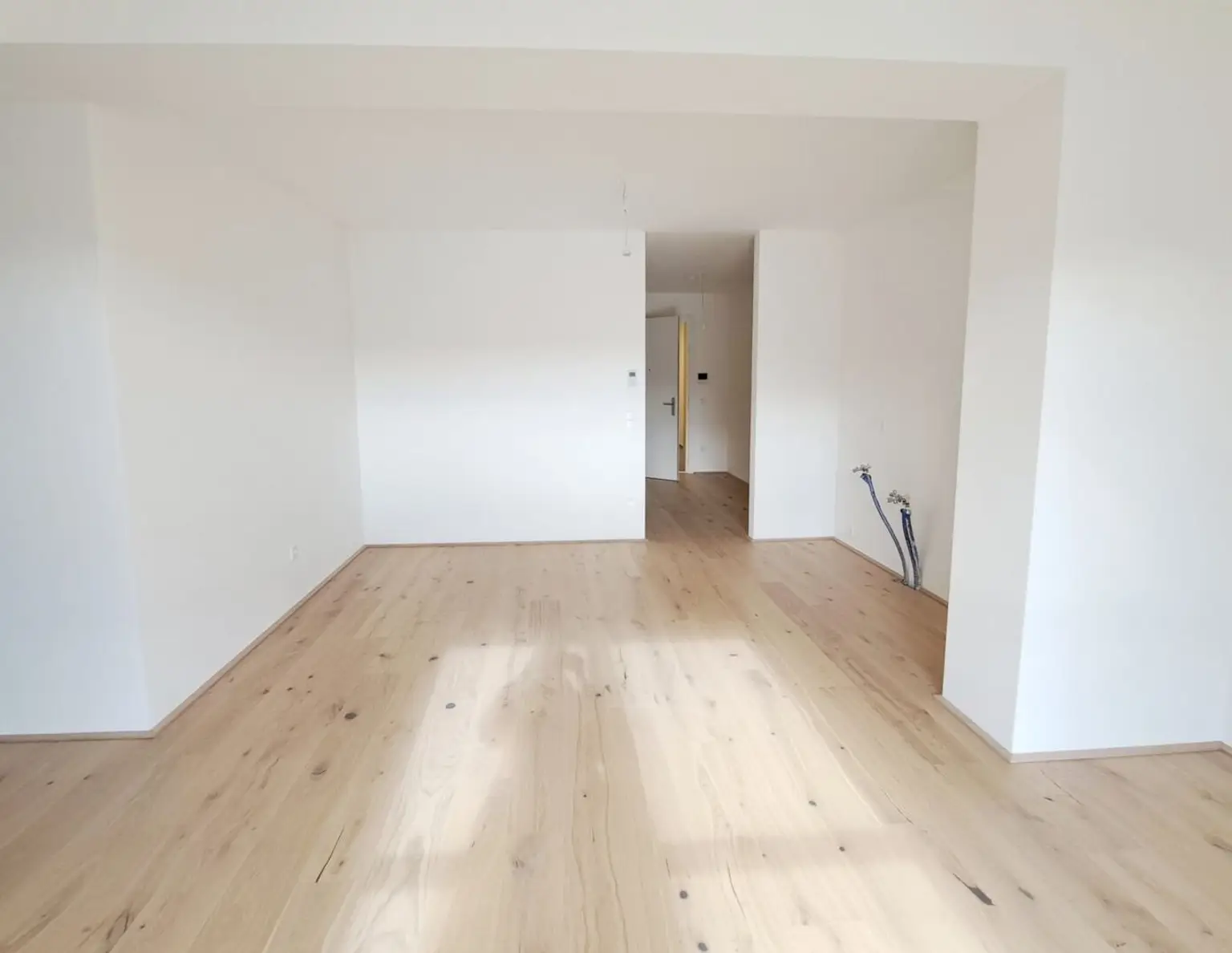 Sonnig Wohnen, Rosig Leben - Daheim in Neusiedl am See!