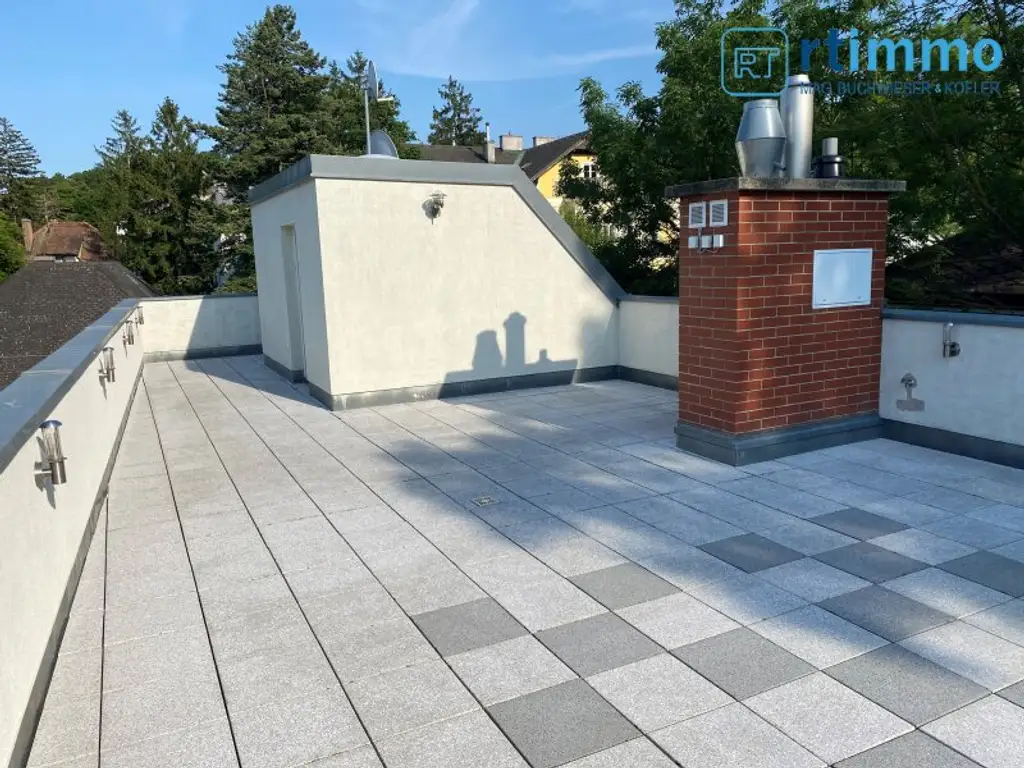 VIER ZIMMER | SCHÖNE UND HELLE TERRASSENWOHNUNG + 70 m2 DACHTERRASSE + GARAGE