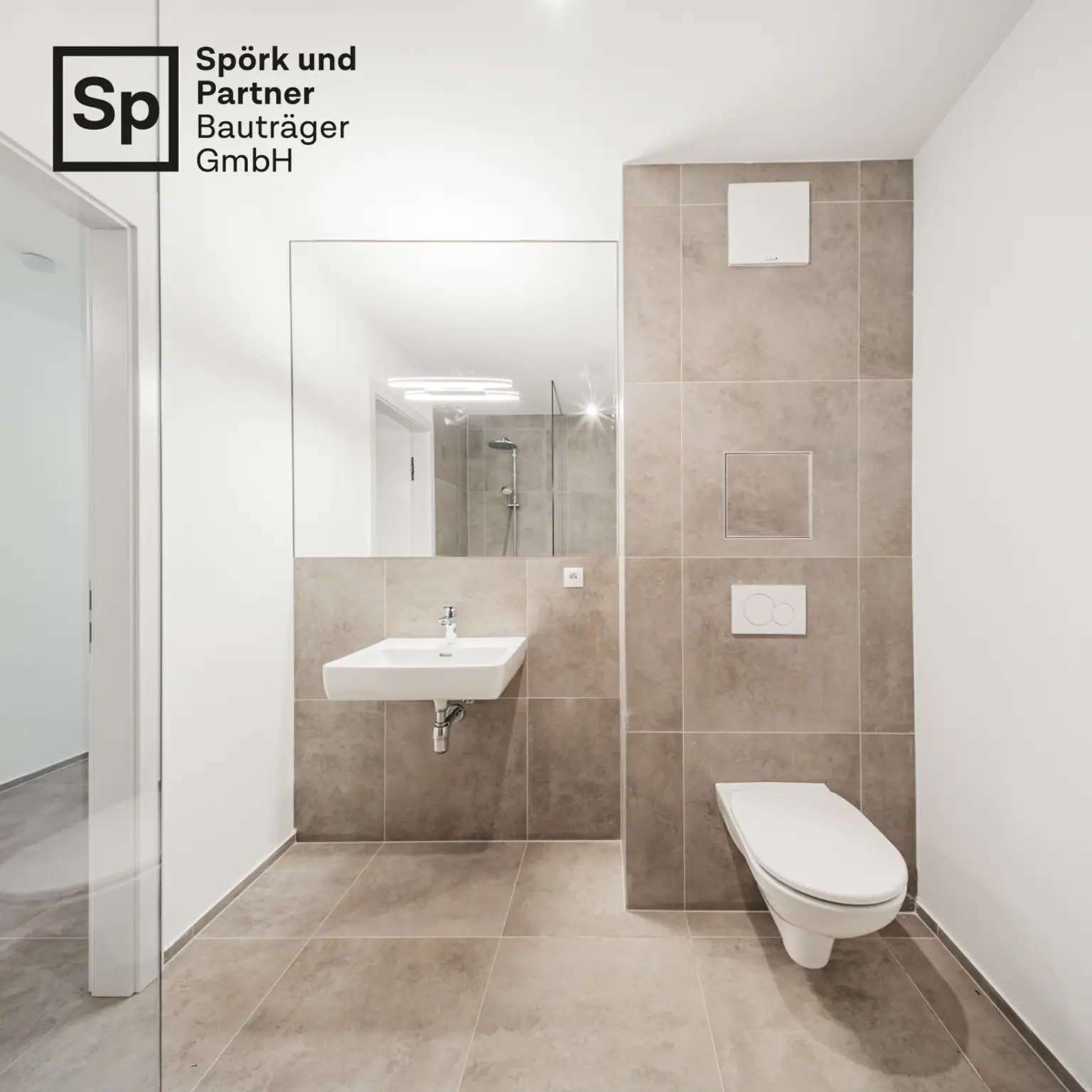 BESTLAGE ALTE DONAU – 
Gartenwohnung mit Terrasse – 
1 Minute zur Alten Donau