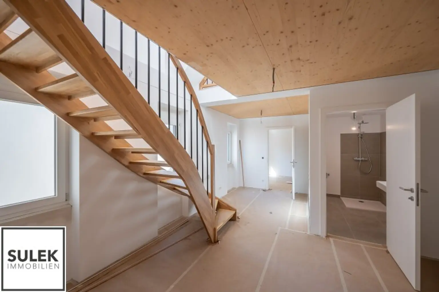 Dachgeschoßwohnung im Herzen des 2. Bezirks – 83 m² Wohnkomfort