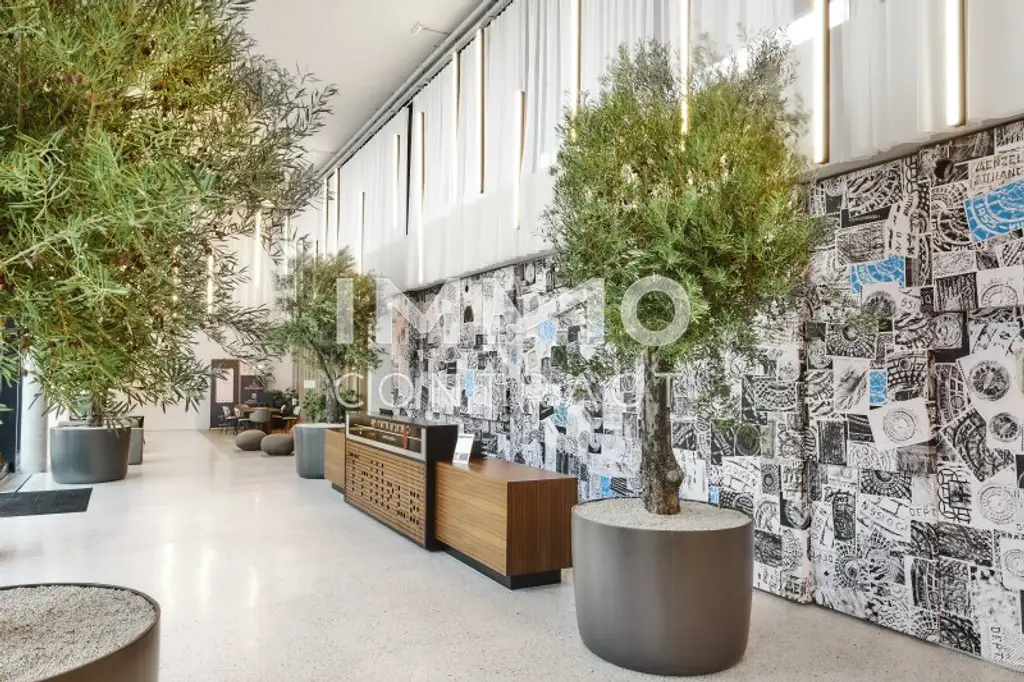 Stephansdom & Sonnenuntergang inklusive: Gemütliche Vierzimmer-Wohnung mit Concierge, Party & BBQ Lounge, Pool usw.