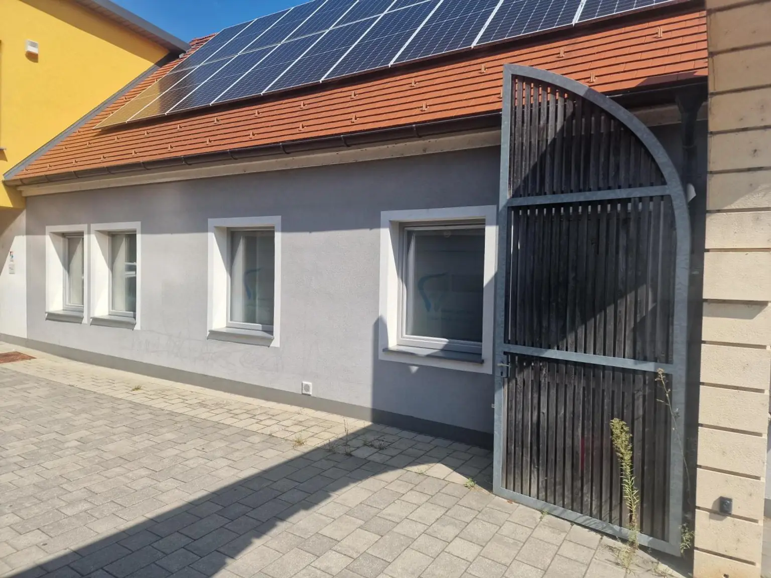 Geschäftslokal, Praxis/Ordination oder Büro im Herzen von Moosbrunn