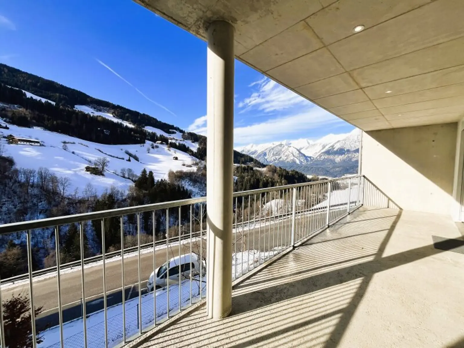 Überdachter Balkon mit ca. 21m² (Winter)