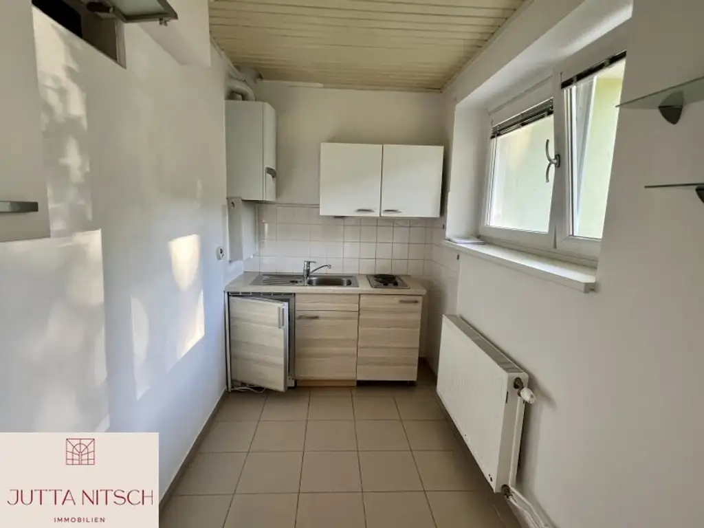 Ruhig gelegene Garconniere mit Balkon in HTL-Nähe - Mödling