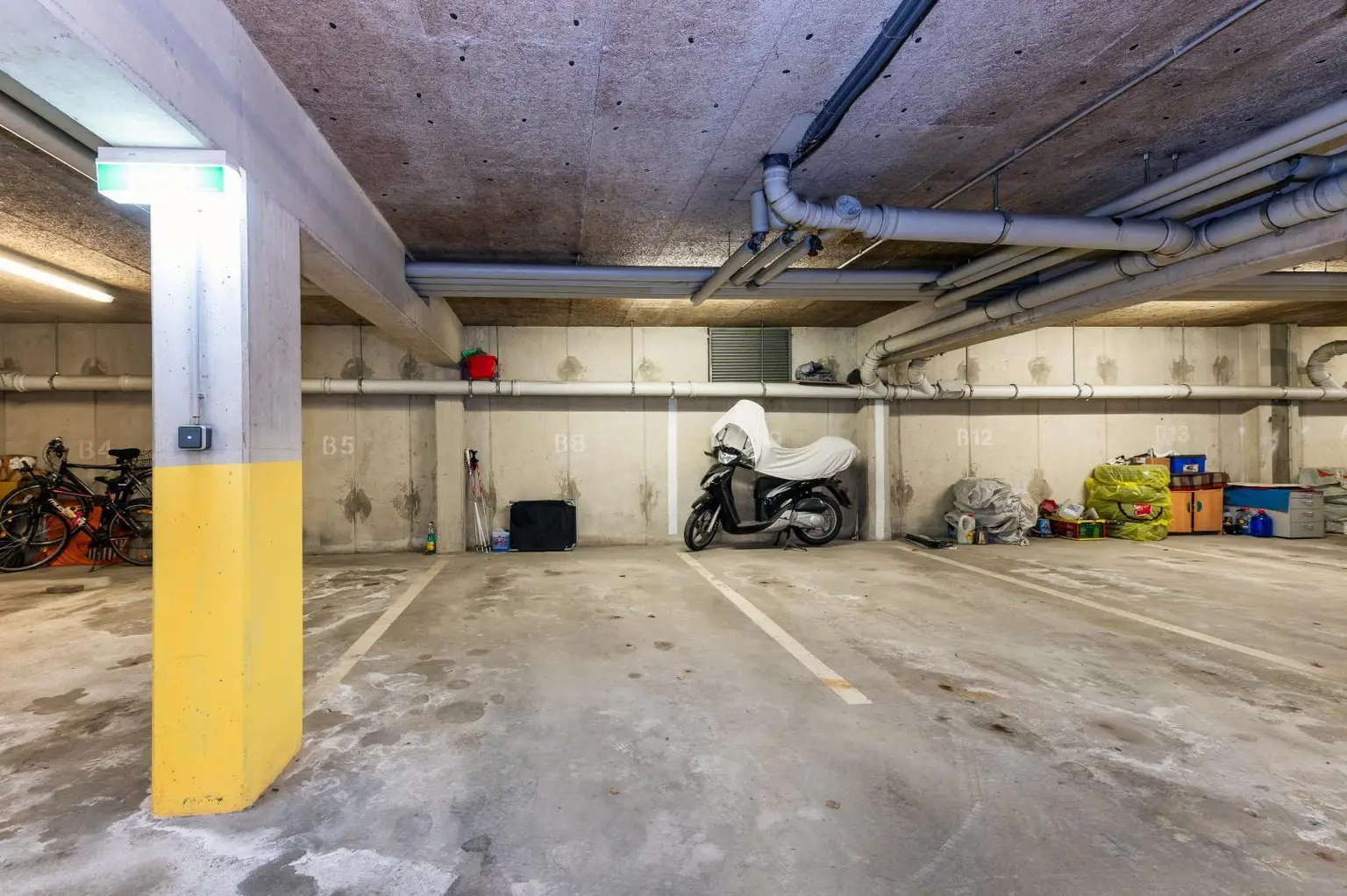 Tiefgaragenabstellplatz