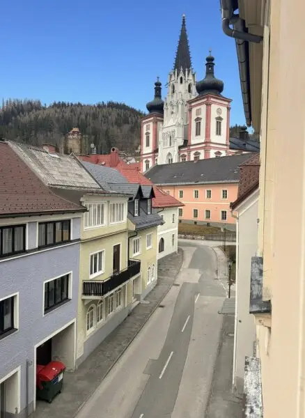 ATTRAKTIVES BAURECHT IM ORTSZENTRUM VON MARIAZELL