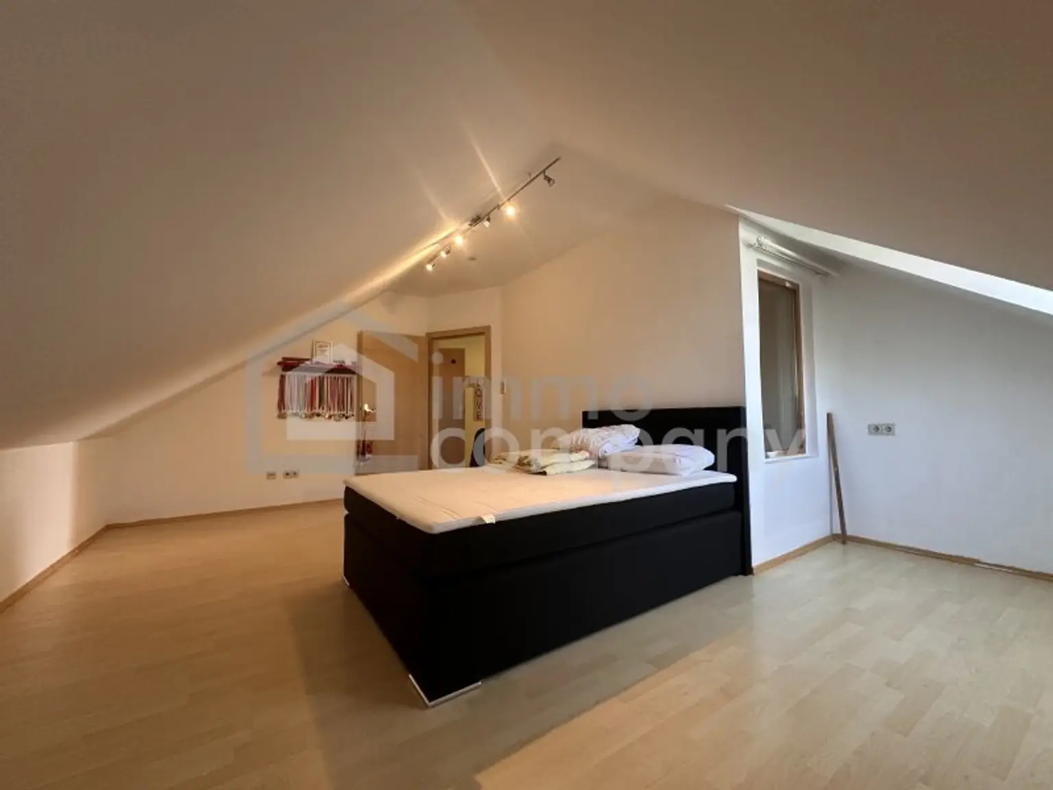 MEHR HAUS,  MEHR GARTEN,  MEHR LEBEN – Großes, gepflegtes Einfamiliehaus mit Platz für Sie und Ihre Lieben!
