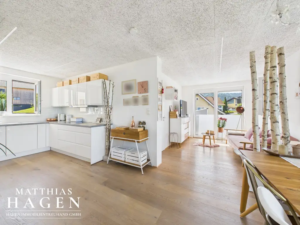 3-Zimmer-Maisonettewohnung mit zwei großen Terrassen und hoher Wohnqualität in Hohenweiler
