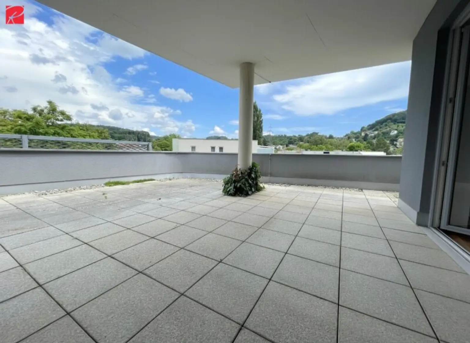 Moderner Singlehit mit großzügiger Dachterrasse